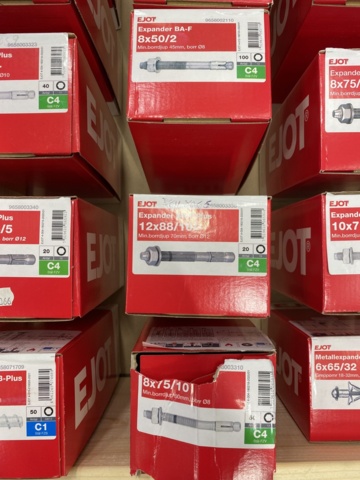 994018-6 Assortment of Concrete Screw & Metal Expander