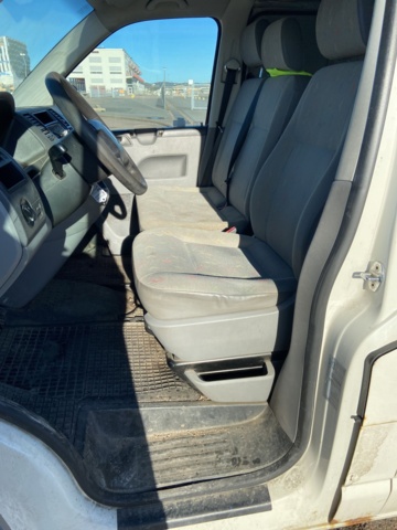 946659-29 Volkswagen Transporter T26 1.9 TDI - 2006