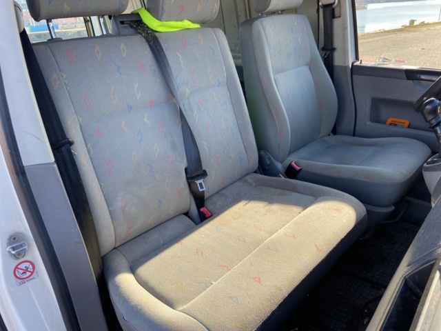 946659-32 Volkswagen Transporter T26 1.9 TDI - 2006