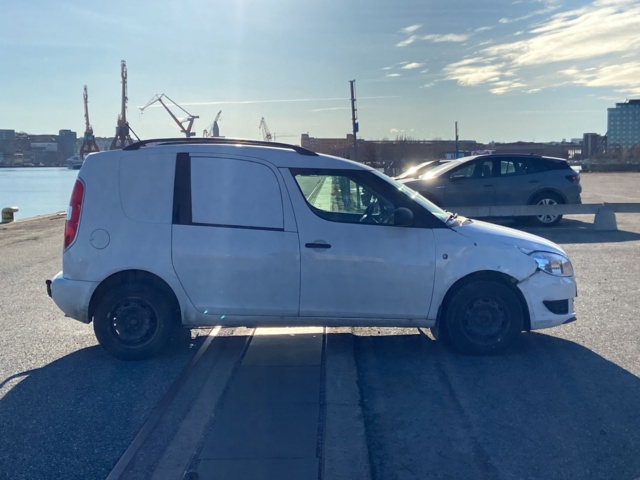 946660-4 Skoda Roomster Praktik 1.2 - 2015
