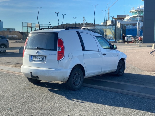 946660-5 Skoda Roomster Praktik 1.2 - 2015