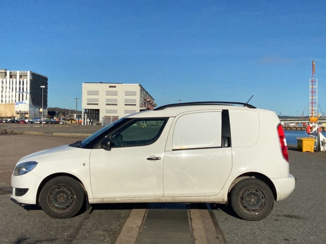 946660-8 Skoda Roomster Praktik 1.2 - 2015