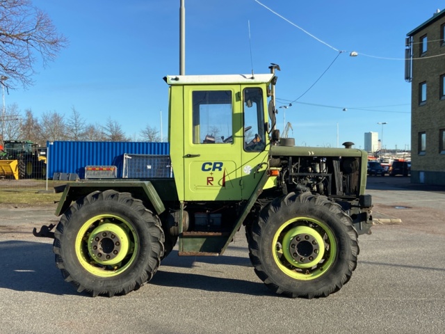 946661-4 Mercedes Benz MB TRAC 900 -1984