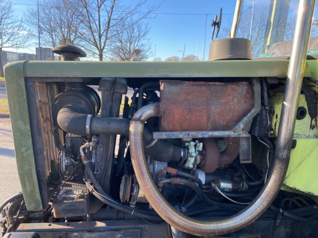 946661-9 Mercedes Benz MB TRAC 900 -1984