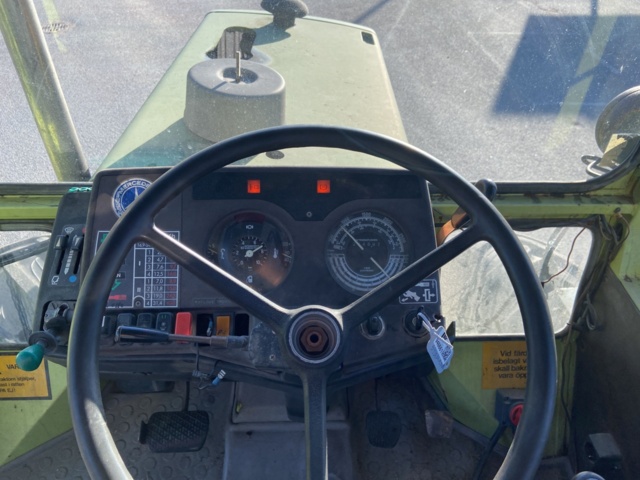 946661-39 Mercedes Benz MB TRAC 900 -1984