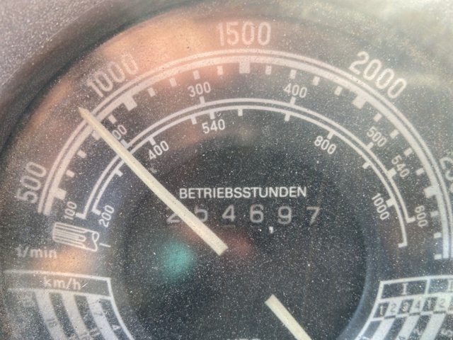 946661-40 Mercedes Benz MB TRAC 900 -1984