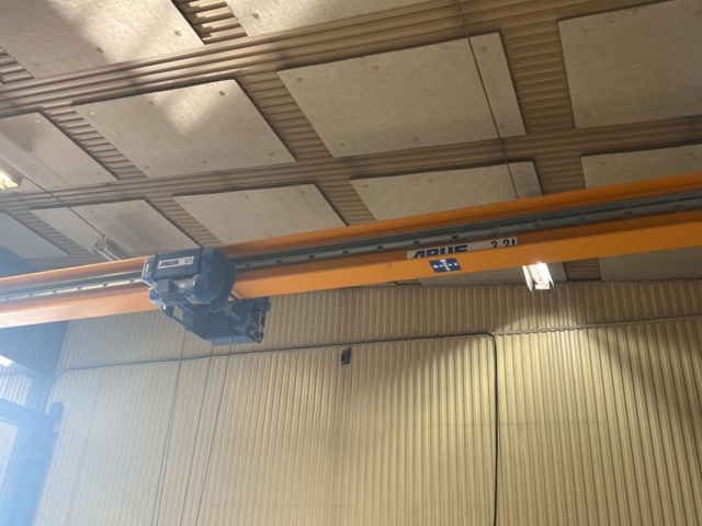 985218-2 Travers ABUS, 3.2 tons with rail and track