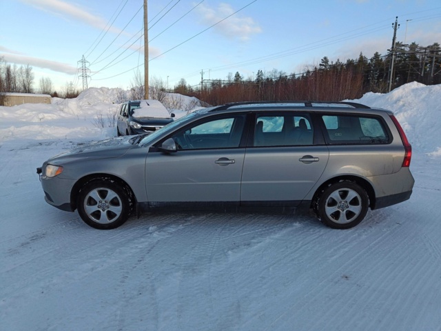 928860-2 Volvo V70 2.4D -2008 Repair item