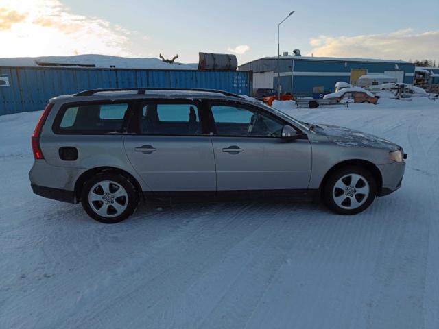 928860-6 Volvo V70 2.4D -2008 Repair item