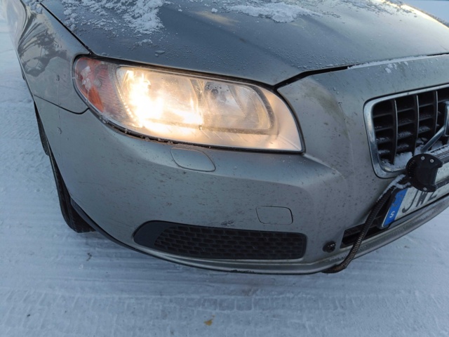 928860-17 Volvo V70 2.4D -2008 Repair item