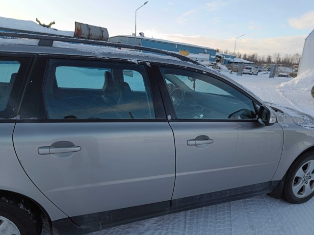 928860-41 Volvo V70 2.4D -2008 Repair item
