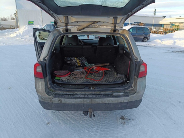 928860-51 Volvo V70 2.4D -2008 Repair item