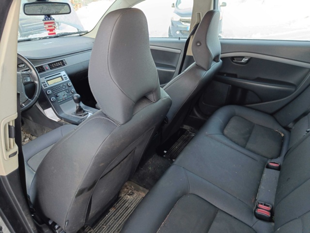 928860-57 Volvo V70 2.4D -2008 Repair item