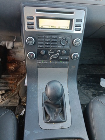 928860-66 Volvo V70 2.4D -2008 Repair item