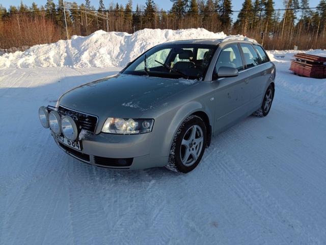 928861-1 Audi A4 Avant 3.0 V6 quattro -2001