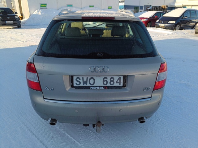 928861-4 Audi A4 Avant 3.0 V6 quattro -2001