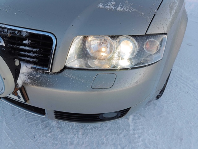 928861-20 Audi A4 Avant 3.0 V6 quattro -2001