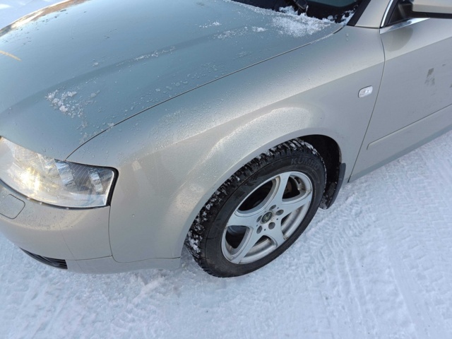 928861-23 Audi A4 Avant 3.0 V6 quattro -2001