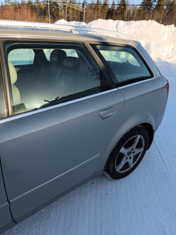 928861-30 Audi A4 Avant 3.0 V6 quattro -2001