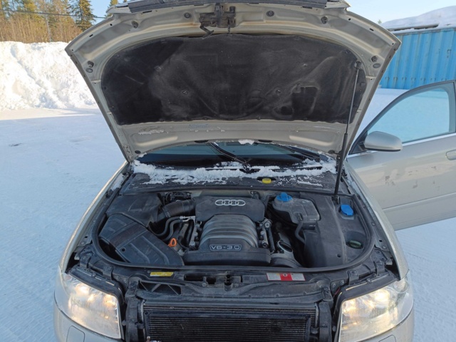 928861-43 Audi A4 Avant 3.0 V6 quattro -2001