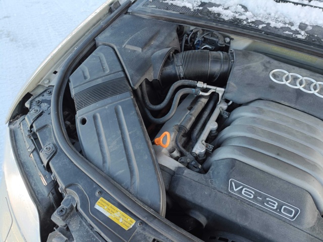 928861-47 Audi A4 Avant 3.0 V6 quattro -2001
