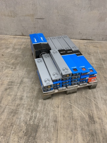 994103-2 Pallet with banded screw