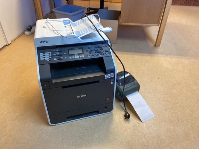 980339-1 Copier Brother MFC-9480CDN and printer Zebra