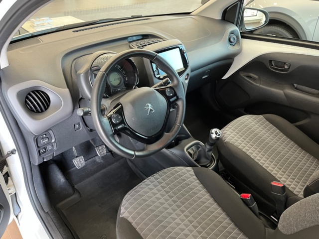 994150-9 Peugeot 108 5-door 1.0 VTi - 2021