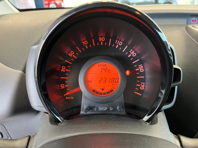 994150-15 Peugeot 108 5-door 1.0 VTi - 2021