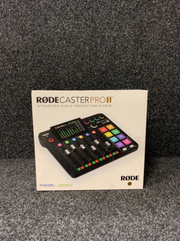 993955-3 Powerful sound mixer RØDE RØDECaster PRO II