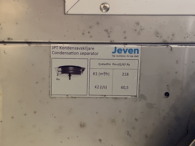 923192-22 Washroom - Wexiö WD8, input and output benches