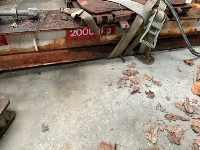 961880-4 Truck lift 20-Ton