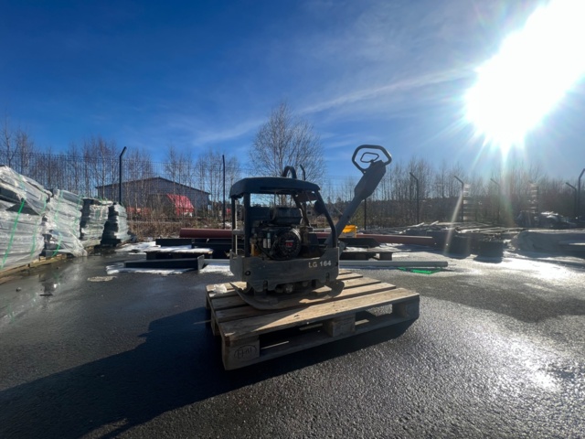 995037-3 Ground vibrator "Toad", Atlas Copco LG 164