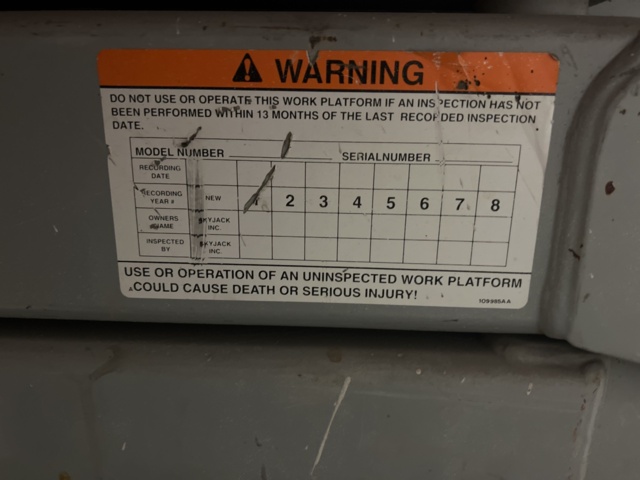 985290-3 Scissor lift SkyJack SJ III - 3220 -1999