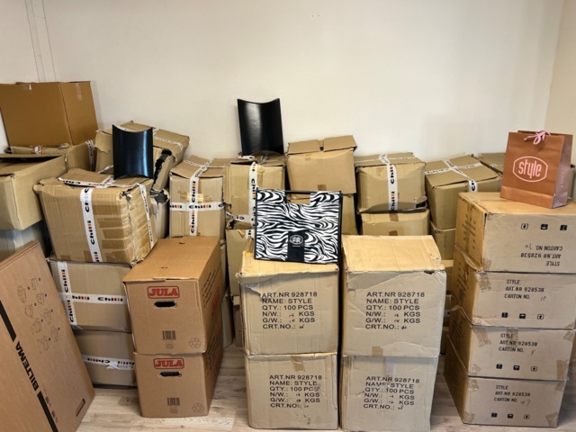 953418-1 Parti Presentkartong planoval svart m.m (ca4750st)