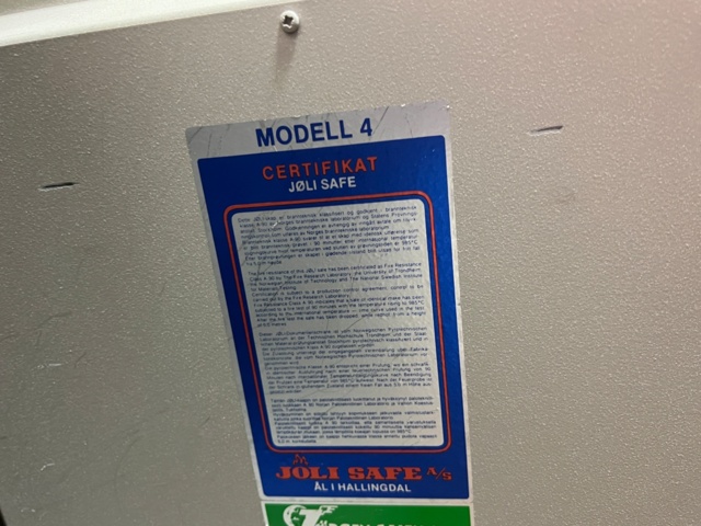 985134-7 Safe Joli Safe 4