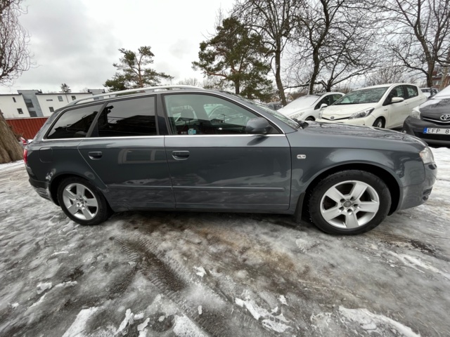 988385-4 Audi A4 Avant 1.8 T quattro -06