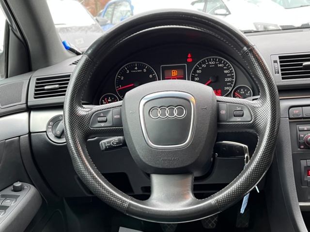 988385-35 Audi A4 Avant 1.8 T quattro -06