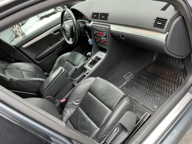 988385-41 Audi A4 Avant 1.8 T quattro -06