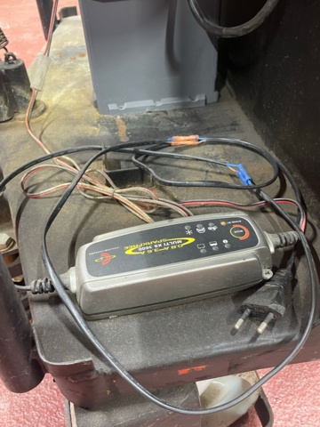 984243-8 Rail stacker Rapid