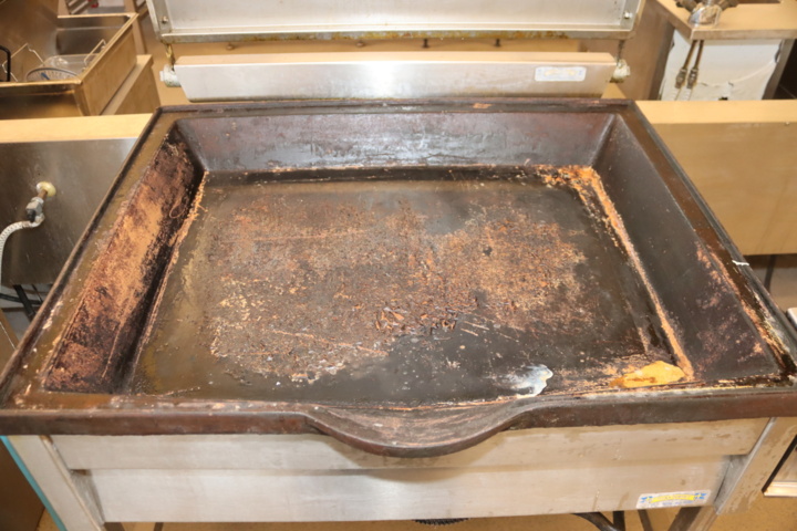 995582-5 Roasting table The commodity table