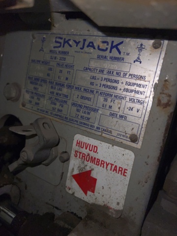 985290-8 Scissor lift SkyJack SJ III - 3220 -1999