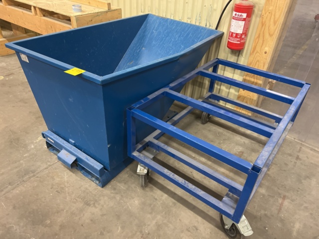 985298-2 Tipper container AJ 600L and trailer