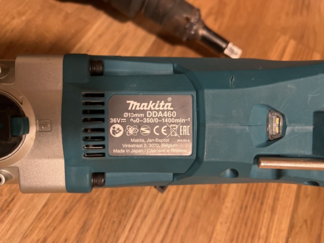 985335-4 Angle cutter, nut driver and drill Makita