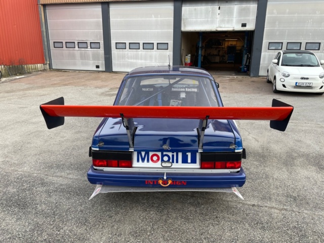 991230-7 Racing car Volvo 240 T5