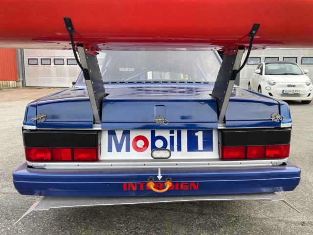 991230-29 Racing car Volvo 240 T5