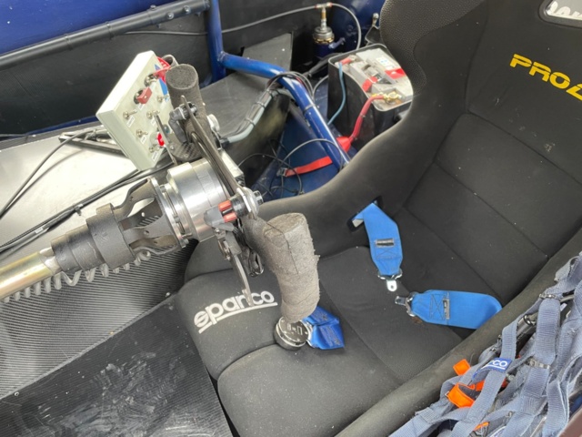 991230-31 Racing car Volvo 240 T5