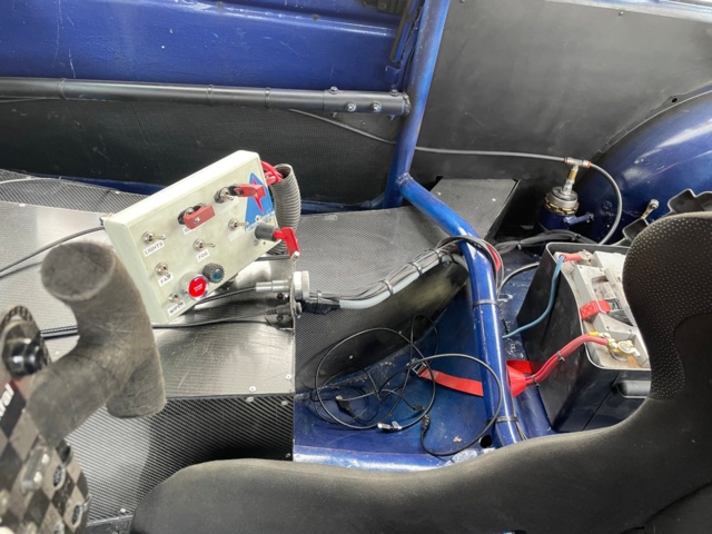 991230-33 Racing car Volvo 240 T5