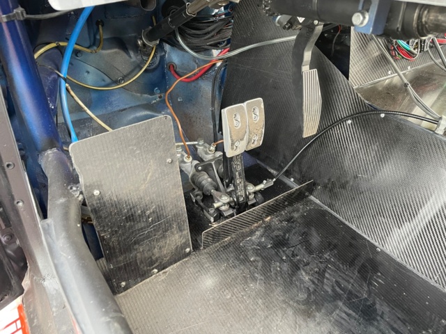 991230-36 Racing car Volvo 240 T5