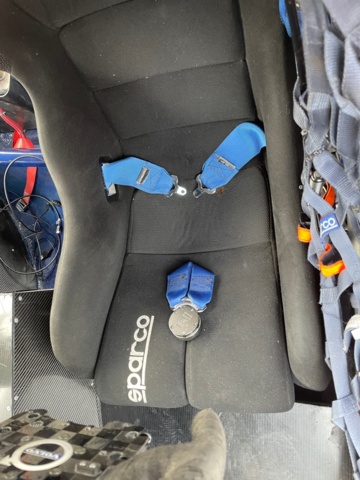 991230-37 Racing car Volvo 240 T5